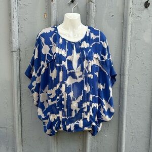 Diane Von Furstenberg Blue Silk Khalila Chiffon blouse, size Small